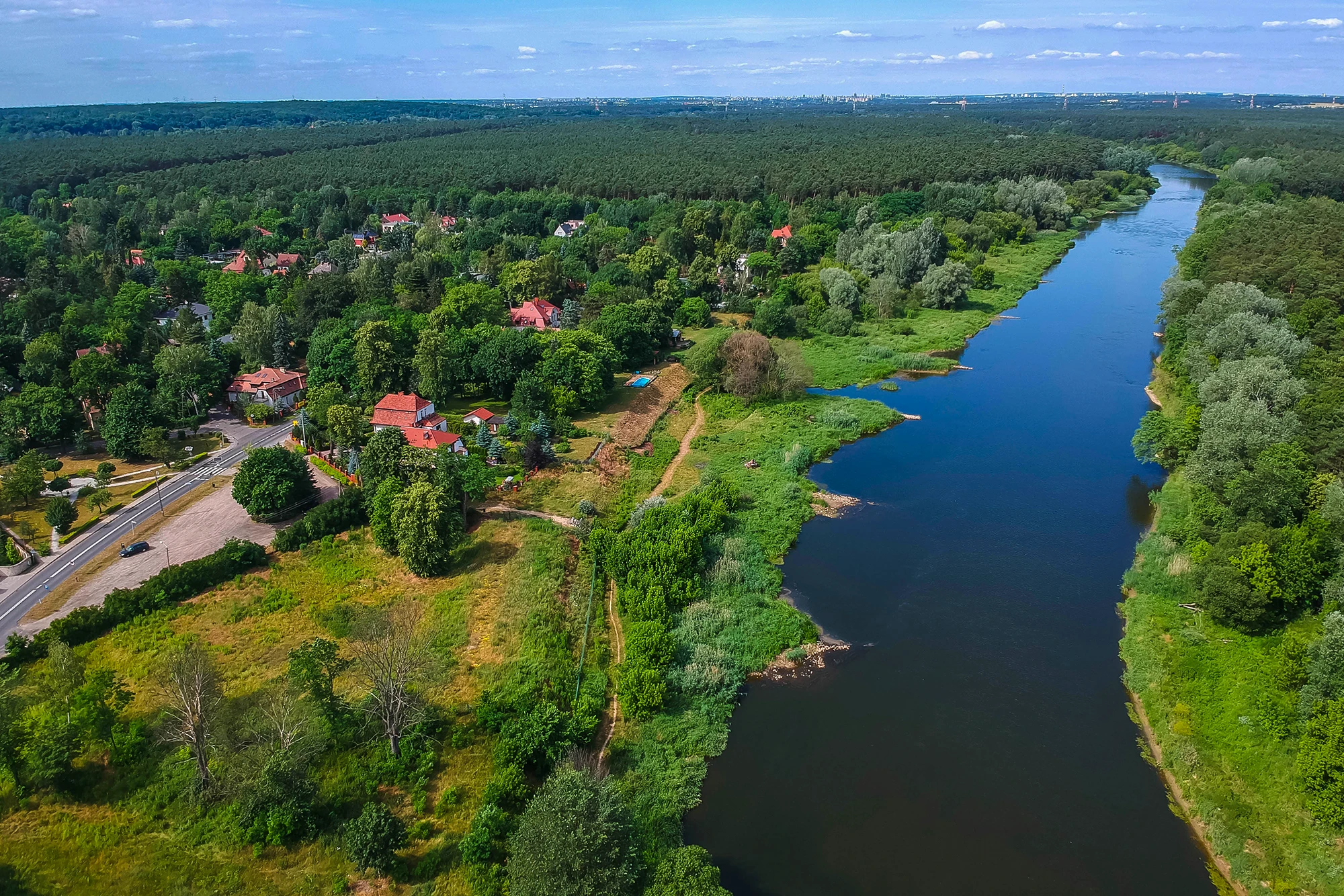 Widok z lotu ptaka na willową część Puszczykowa nad Wartą